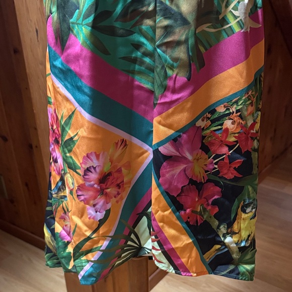 INC International Concepts size XL NWT Green Halter Top with Floral Design new - Picture 3 of 9